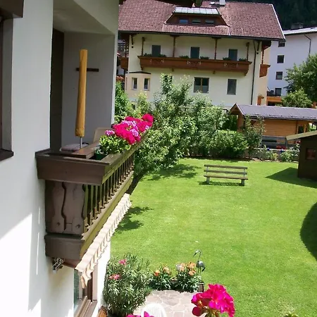 Gaestehaus Tramnitz * Mayrhofen