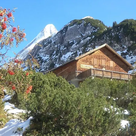 Gaestehaus Tramnitz Vendégház Mayrhofen