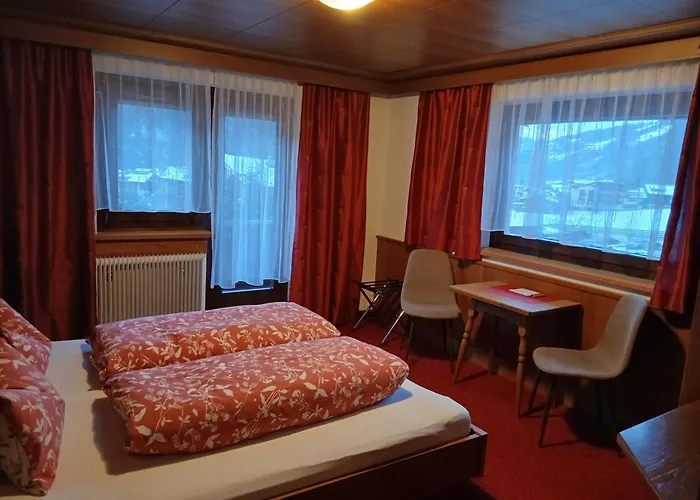 Gasthuis Gaestehaus Tramnitz 3*