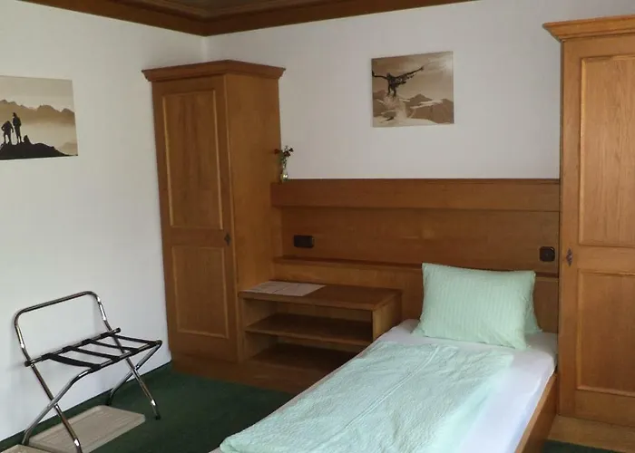 Gasthuis Gaestehaus Tramnitz